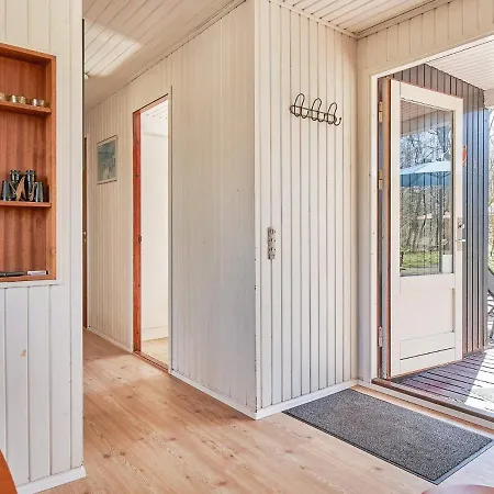 4 Person In Aakirkeby-by Traum Ferienhaus *