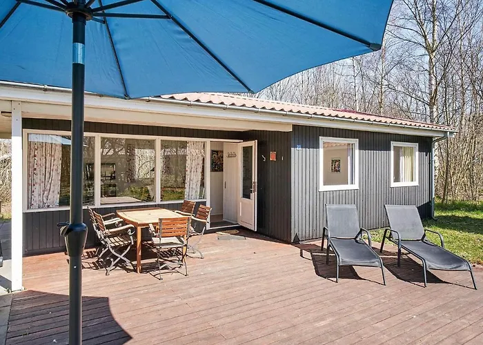 4 Person In Aakirkeby-by Traum Vester Somarken